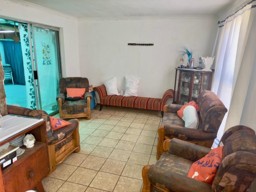 3 Bedroom Property for Sale in Electric City Western Cape